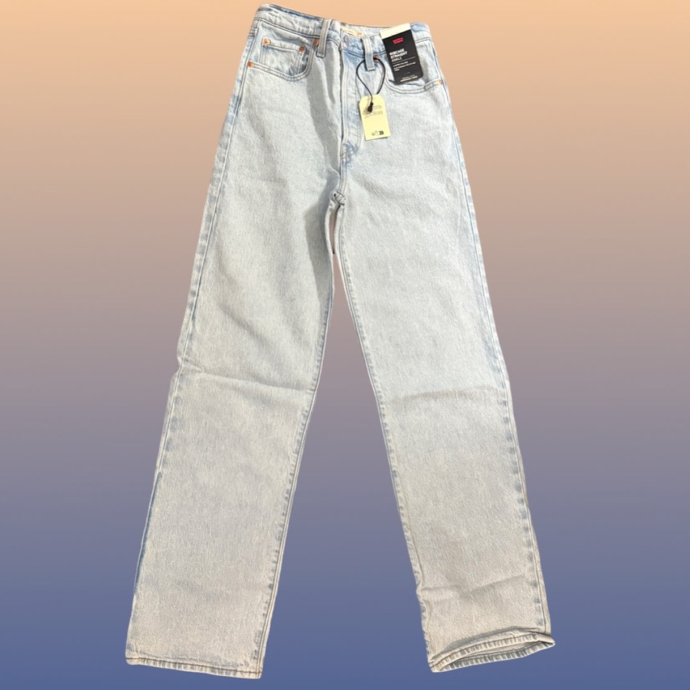 Levi’s Ribcage Straight Ankle Jean